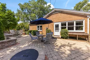 304 S Loomis St, Naperville, IL 60540 - Photo 24