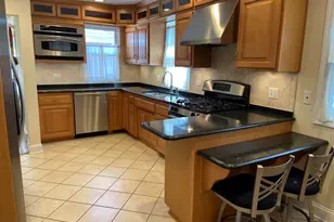 3333 W 102nd St, Evergreen Park, IL 60805 - Photo 18