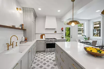 1907 W Berwyn Avenue, Chicago, IL 60640 - Photo 4