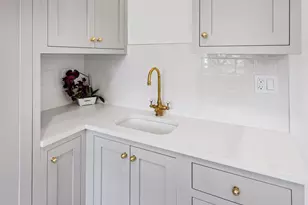 1907 W Berwyn Ave, Chicago, IL 60640 - Photo 12