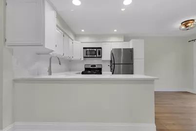 608 Inverrary Lane #608, Deerfield, IL 60015 - Photo 8