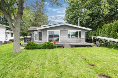 19123 101 Street, Bristol, WI 53104 - Photo 1