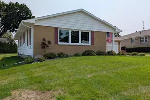 1358 Empire Ct, Freeport, IL 61032 - Photo 24