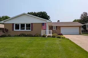 1358 Empire Ct, Freeport, IL 61032 - Photo 18
