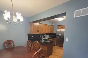 405 S Wenbriar Square, Addison, IL 60101 - Photo 24
