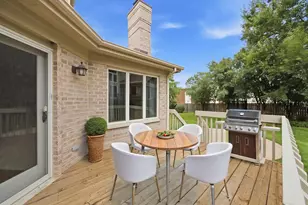 2218 Tamarack Dr, Downers Grove, IL 60515 - Photo 32