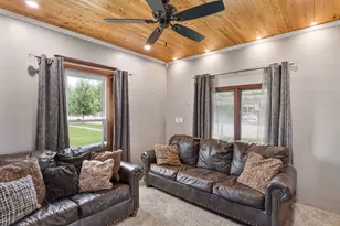 206 N College Ave, Aledo, IL 61231 - Photo 10