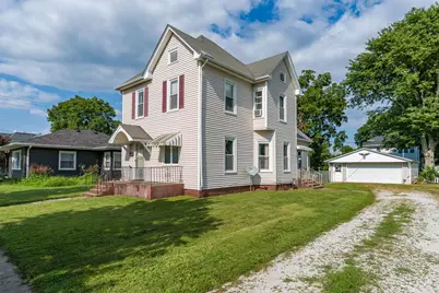 206 N College Avenue, Aledo, IL 61231 - Photo 2