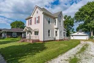 206 N College Ave, Aledo, IL 61231 - Photo 2
