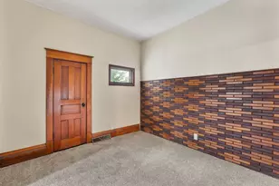 206 N College Ave, Aledo, IL 61231 - Photo 6