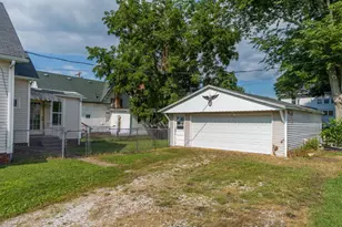 206 N College Ave, Aledo, IL 61231 - Photo 32