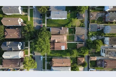 8322 S Burnham Avenue, Chicago, IL 60617 - Photo 16