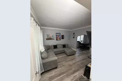 8322 S Burnham Avenue, Chicago, IL 60617 - Photo 2