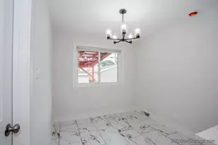 1037 W 103rd St, Chicago, IL 60643 - Photo 4