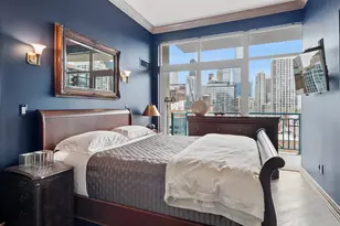 340 W Superior St, Chicago, IL 60654 - Photo 18