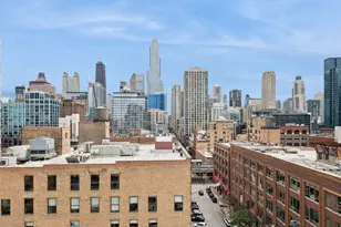 340 W Superior St, Chicago, IL 60654 - Photo 24