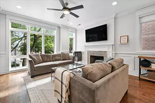 2728 N Wayne Ave, Chicago, IL 60614 - Photo 2