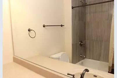 211 Blossom Court #211, Buffalo Grove, IL 60089 - Photo 6