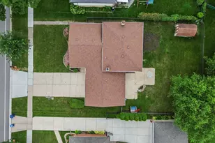 319 Gareth Ln, Schaumburg, IL 60193 - Photo 30
