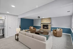 319 Gareth Ln, Schaumburg, IL 60193 - Photo 22