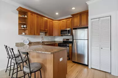 2709 N Mildred Avenue #3A, Chicago, IL 60614 - Photo 8