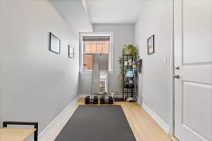 2709 N Mildred Ave, Chicago, IL 60614 - Photo 16