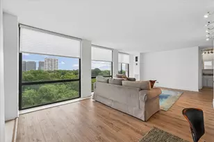 345 W Fullerton Pkwy, Chicago, IL 60614 - Photo 8