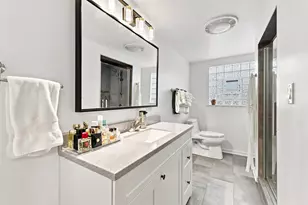 7028 N Oriole Ave, Chicago, IL 60631 - Photo 24
