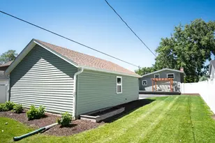 646 W Babcock Ave, Elmhurst, IL 60126 - Photo 22