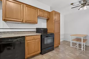 1620 Richmond Cir, Joliet, IL 60435 - Photo 10