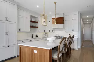 1511 W Irving Park Rd, Chicago, IL 60613 - Photo 8