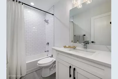 1511 W Irving Park Road #4E, Chicago, IL 60613 - Photo 16