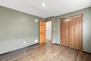 11625 S Ave L, Chicago, IL 60617 - Photo 12