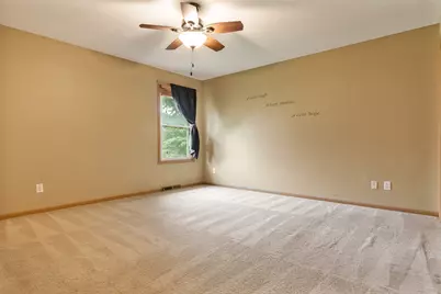9960 Flint Court, Roscoe, IL 61073 - Photo 10