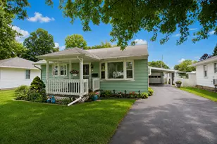 608 19th Ave, Sterling, IL 61081 - Photo 2