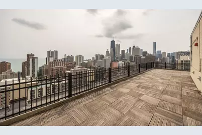 1355 N Sandburg Terrace #2206D, Chicago, IL 60610 - Photo 16