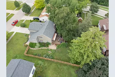 669 Tamarisk Terrace, Crystal Lake, IL 60014 - Photo 44