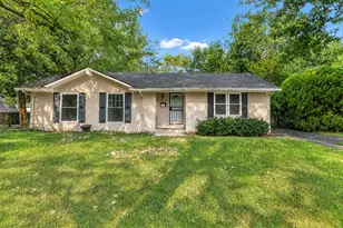 946 Harvard Ln, Matteson, IL 60443 - Photo 1