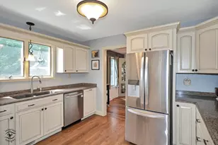1007 Ranchwood Dr, Shorewood, IL 60404 - Photo 6