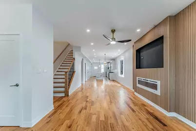 6547 S Evans Avenue, Chicago, IL 60637 - Photo 2