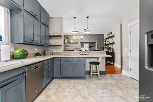 902 N Main St, Sandwich, IL 60548 - Photo 8