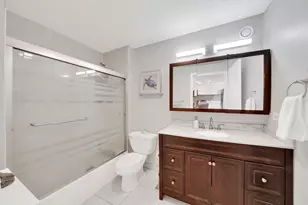 545 N Dearborn St, Chicago, IL 60654 - Photo 12