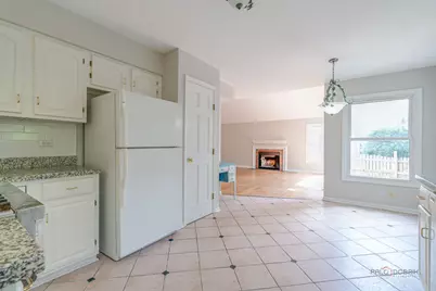 158 N Royal Oak Drive, Vernon Hills, IL 60061 - Photo 24