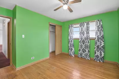 7840 W 76th Street, Bridgeview, IL 60455 - Photo 10