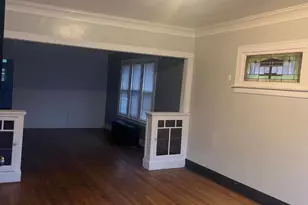 237 W 114th St, Chicago, IL 60628 - Photo 10