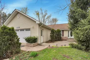 23336 S Kings Rd, Steger, IL 60475 - Photo 2