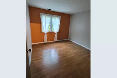 [Address not provided], Wheaton, IL 60189 - Photo 12