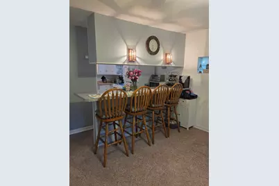 718 Haish Boulevard, Dekalb, IL 60115 - Photo 8