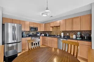 50 N Bokelman St, Roselle, IL 60172 - Photo 4