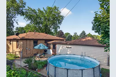 1522 Manhatten Drive, Streator, IL 61364 - Photo 2